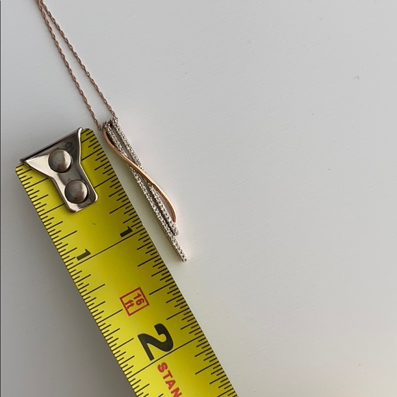 🚫SOLD🚫 ZALES 10K rose gold and diamond necklace - Picture 5 of 8